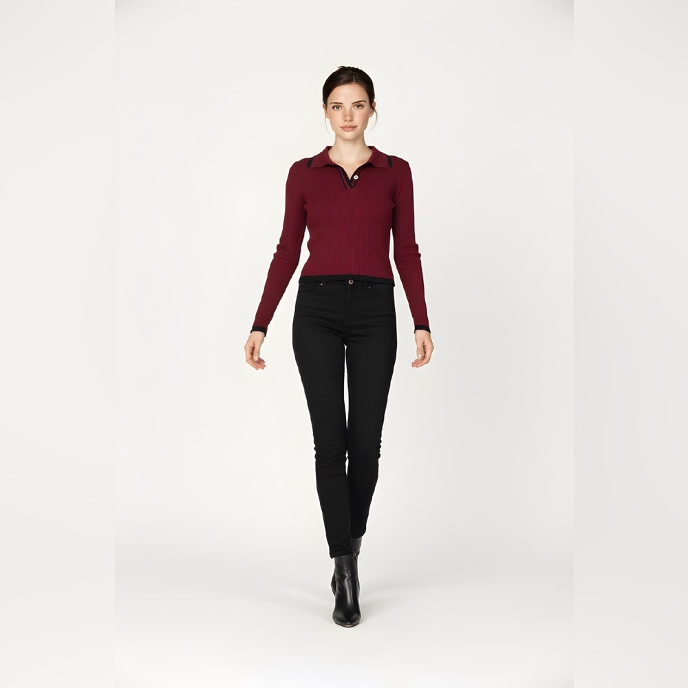 Emerson lang Burgundy Button Down Shirt‎